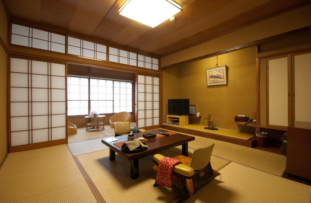 Hotel Fujinoyu Matsumoto Habitación foto